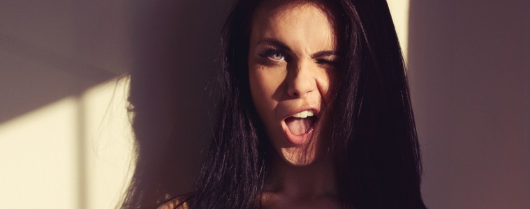emma_glover_baddest_broads